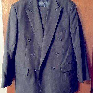 Men’s Suit